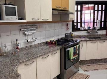 bb53f8fac4488c421a5707c4ab978182b4453429 · Casa com 3 dormitórios à venda por R$ 690.000 - Bosque da Saúde - Taubaté/SP
