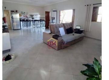 4b0ebd3fec33edf096e923f567a095134fd37ebb · Chácara com 4 dormitórios à venda, 2500 m² por R$ 697.000 - Zona Rural - São José dos Campos/SP
