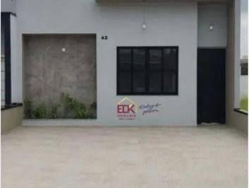 d8735e069083c81bb19735bb9628649f10c34aaa · Casa com 3 dormitórios à venda, 175 m² por R$ 690.000,00 - Condomínio Residencial e Comercial Laguna