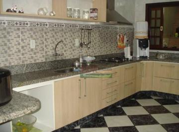 ecf91197f6074f51b9871132d5e210a5159aa571 · Sobrado com 3 dormitórios à venda, 190 m² por R$ 636.000,00 - São Gonçalo - Taubaté/SP