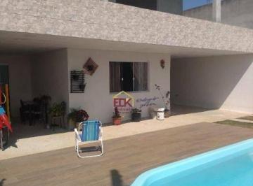b0e3194b16ea841498d3168a604c29dc84d60cc7 · Excelente sobrado a venda com piscina e garanda grande