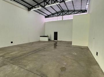 Comercial · 230m² · 3 Vagas · Galpão à venda, Bairro Jardim Holanda - Uberlândia/MG
