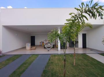 Casa · 160m² · 3 Quartos · 3 Vagas · Casa com 3 quartos à venda bairro Jardim Patrícia - Uberlândia/MG