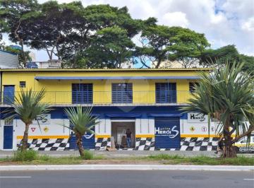Comercial · 100m² · 4 Vagas · Salão Comercial à venda em Santana - SP