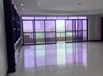 Apartamento de 4 quartos, Belém · Edifício Nono Líbano c; 350m², 4 suítes, armários e 3 vagas em Umarizal/Belém-Pa