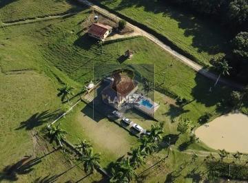 Rural · 1210000m² · 3 Quartos · Fazenda em Centro - Registro
