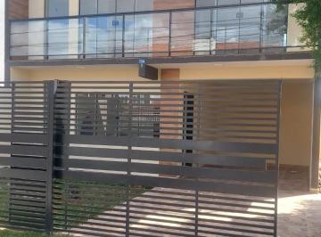 Casa de 3 quartos, Curitiba · Sobrado para venda no bairro Portão/Fazendinha