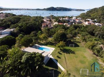 Foto 01 · Sítio Lindo, com uma bela cachoeira, com cabanas e casa, em Governador Celso Ramos - SC