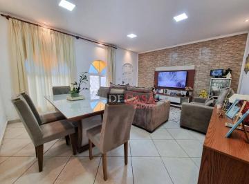 f592be37a77a1bd60ab9a91e896991259251b259 · Casa a venda com 3 dormitórios sendo 1 suíte com 3 vagas de garagem próximo ao Metrô Vila Matilde.