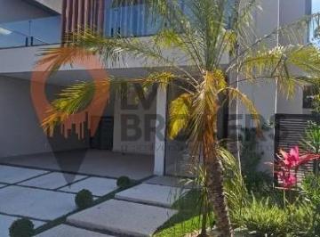 Sobrado à venda no Bella Città Fazenda Rodeio 3 su · Casa de luxo no Bella Città Fazenda Rodeio 3 suítes, 3 salas, 4 vagas em Mogi das Cruzes-SP. Condomí