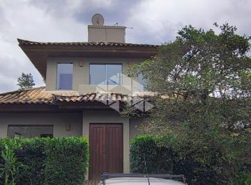 Casa · 100m² · 2 Quartos · 2 Vagas · Casa com 2 Quartos e 1 Suite no Rio Tavares em Florianópolis/SC