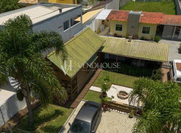 Foto 01 · Imperdível: Casa à venda em Penha-SC, Praia Grande, 4 quartos, 1 sala, 4 banheiros, 5 vagas, 200m²!