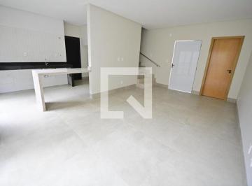Casa · 153m² · 3 Quartos · 2 Vagas · Casa para Aluguel - Vila Rosa, 3 Quartos,  153 m² - Goiânia