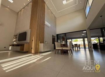 Casa · 344m² · 3 Quartos · 4 Vagas · Casa em Centro, Salto/SP de 344m² 3 quartos à venda por R$ 2.750.000,00