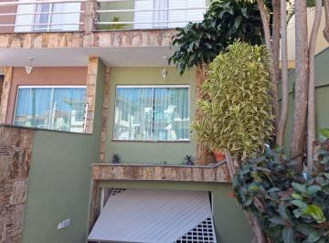 Casa · 216m² · 3 Quartos · 6 Vagas · Sobrado em Jardim Textil, São Paulo/SP de 216m² 3 quartos à venda por R$ 1.595.000,00
