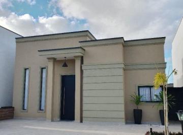 Casa · 173m² · 3 Quartos · 2 Vagas · Casa em Cézar de Souza, Mogi das Cruzes/SP de 173m² 3 quartos à venda por R$ 1.600.000,00
