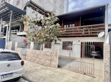 a59b90ab-201d-4678-80e5-4398b773e0c8-1753711411959.jpeg · Casa no bairro São Francisco de Assis
