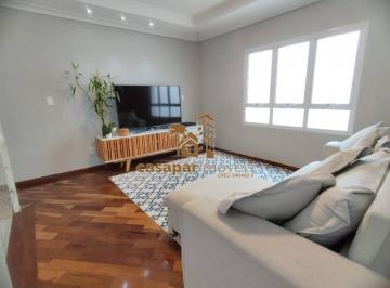 Casa · 270m² · 3 Quartos · 4 Vagas · Maravilhoso Sobrado à Venda com 270m², 3 Dormitórios e Estuda Permuta