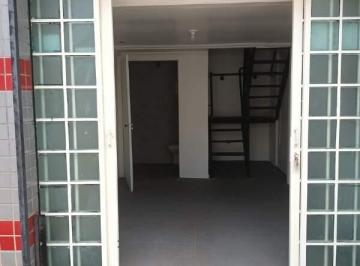 Comercial · 19m² · Loja com banheiro (acessível), de frente para rua no bairro Santa Tereza