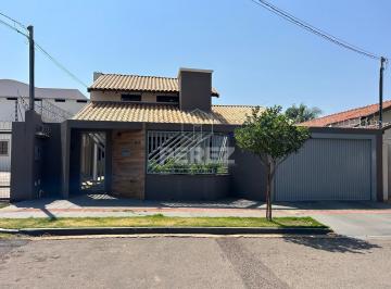Casa · 280m² · 3 Quartos · Sobrado no Carandá Bosque