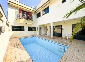 Casa · 540m² · 5 Quartos · 8 Vagas · Sobrado com 5 Quartos para Comprar, 540m² - Bairro Jardim, Santo André/SP.