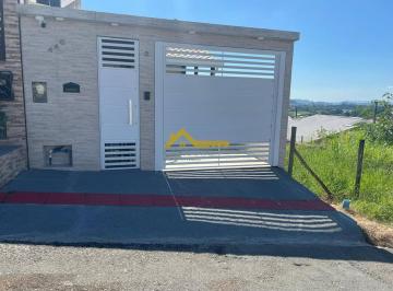 Casa germinada em fino acabamento e mobiliado . · Casa germinada em fino acabamento e mobiliado .