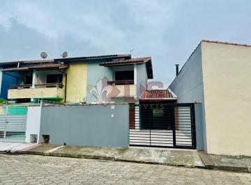 Casa · 84m² · 2 Quartos · 4 Vagas · Sobrado no Jardim Primavera com 2 dormitórios, quintal, churrasqueira.