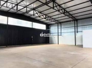 Comercial · 500m² · 3 Vagas · Galpão disponível para locação e venda no bairro Jardim Patrícia em Uberlândia - MG.