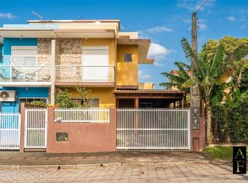 Casa · 74m² · 2 Quartos · 1 Vaga · Sobrado em Ambrósio, Garopaba/SC