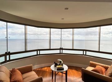 Apartamento · 165m² · 4 Quartos · 3 Vagas · Apartamento à venda Frente Mar Decorado 165m2 em 4 Quartos 3 Suítes - Com PIER no Corredor da Vitóri