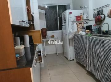 Apartamento · 72m² · 3 Quartos · 1 Vaga · Apartamento de 3 quartos disponível para venda no bairro Jardim Veneza em Uberlândia - MG.