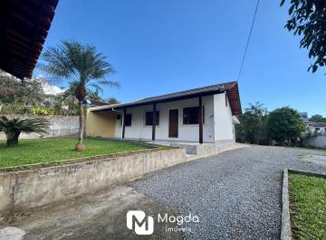Casa · 1050m² · 4 Quartos · 4 Vagas · Casa à venda no bairro Velha Central - Blumenau/SC