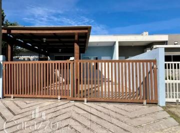 Casa · 2 Quartos · 1 Vaga · Casa geminada em excelente localização para moradia e veraneio