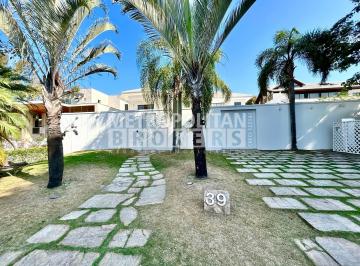 Casa · 950m² · 7 Quartos · 3 Vagas · CASA MALIBU - ALTO PADRÃO - 7 QUARTOS - 5 SUITES
