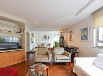 Apartamento · 210m² · 3 Quartos · 1 Vaga · Apartamento á Venda na Santa Cecília com 210m², 3 quartos sendo 1 suíte, 1 vaga.