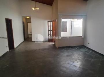 Casa · 129m² · 4 Quartos · 2 Vagas · Casa à venda em Taubaté, Vila Santa Isabel, com 4 quartos, com 129.42 m²