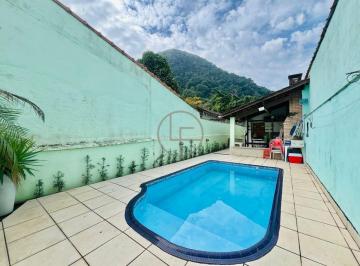 ipl1nq2odq4n2m2zgmwmtbj_md · Casa no Canto do Forte com Espaço Gourmet e Piscina