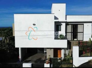 Casa · 200m² · 4 Quartos · 2 Vagas · Casa Alto Padrão Areias do Macacu em Garopaba-SC