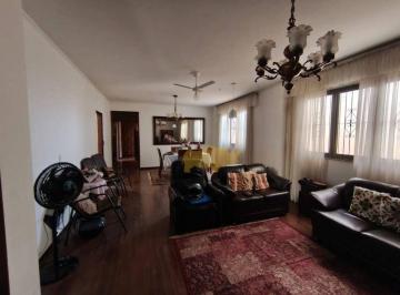 8fdeaf78036cc9a0411699250bdce2e306c8616c · Casa com 4 quartos à venda, 240 m² por R$ 680.000 - Centro - Rio Claro/SP