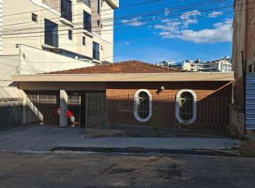 Casa de 4 quartos, Poços de Caldas · Casa 3 quartos- Dos Funcionários- Centro