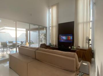 Casa · 300m² · 4 Quartos · 2 Vagas · Casa Alto Padrão à Venda – Condomínio Damha V