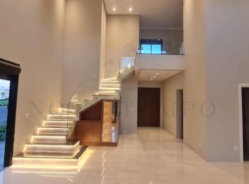 Casa · 385m² · 2 Quartos · 3 Vagas · Casa à Venda no Condomínio Golfe Jardins