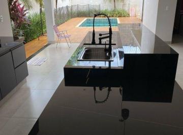 Casa · 217m² · 3 Quartos · 2 Vagas · CASA A VENDA EM ARAÇATUBA- RES. VISTA VERDE