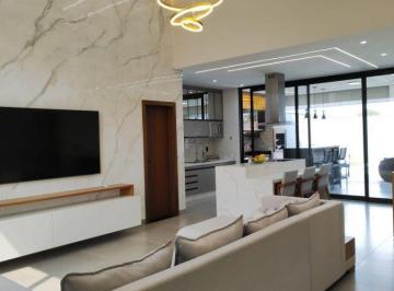 Casa · 184m² · 3 Quartos · 2 Vagas · Casa com Alto Padrão de Acabamento e Tecnologia! Araçatuba