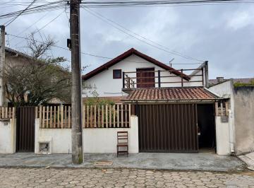 Foto 01 · Seu refúgio em estilo germânico, na quadra do mar!
