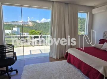 f364b871-82fb-4eec-96ac-996265b181a9.webp · Casa de Alto Padrão no Condomínio Vale do Tamanduá – Design, Conforto e Vista Privilegiada