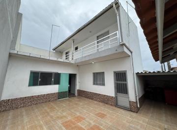 Casa de 2 quartos, Itanhaém · casa a 500 metros do mar em Itanhaém