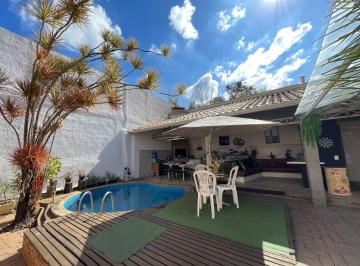 Casa · 220m² · 3 Quartos · 2 Vagas · Aproveite o melhor do estilo praiano sem abrir mão do conforto e sofisticação no Centro de Betim!