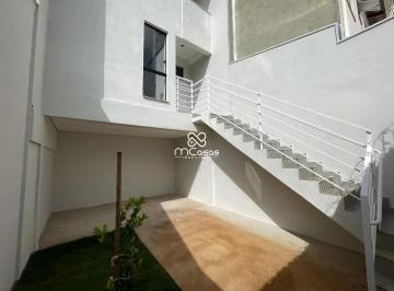 Casa · 119m² · 3 Quartos · 2 Vagas · Imóvel à venda em Betim: Casa no Centro com 119.37m² de área construída.