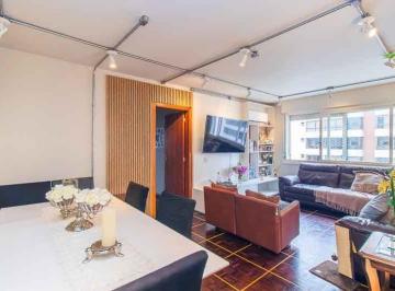 Apartamento · 114m² · 3 Quartos · 1 Vaga · 3dormitórios com dependência, reformado.